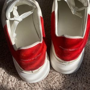 Selling size 10(43 euro) men’s Alexander McQueen red suede shoes